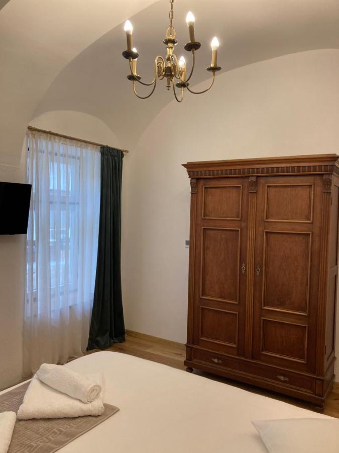 Historical Center Residence 1 Sibiu Esterno foto