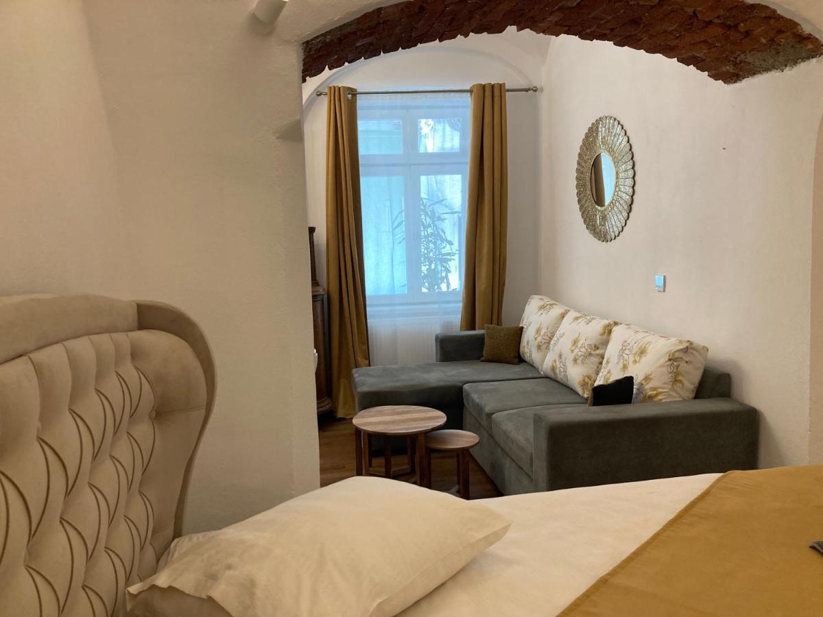 Historical Center Residence 1 Sibiu Esterno foto